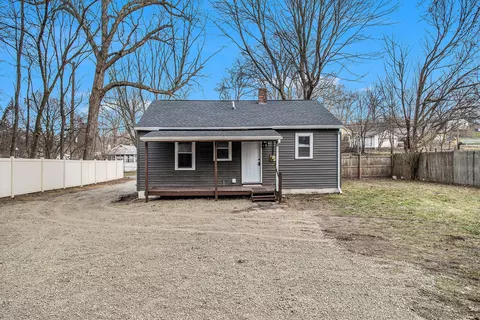 113 Carl Ave, Springfield, MI 49037 photo 14