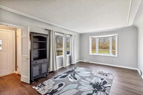 25505 Farmbrook Rd, Southfield, MI 48034 photo 13