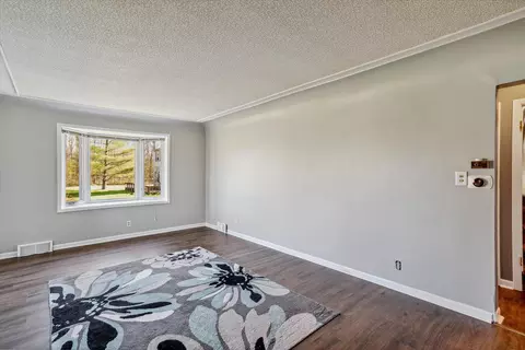 25505 Farmbrook Rd, Southfield, MI 48034 photo 12