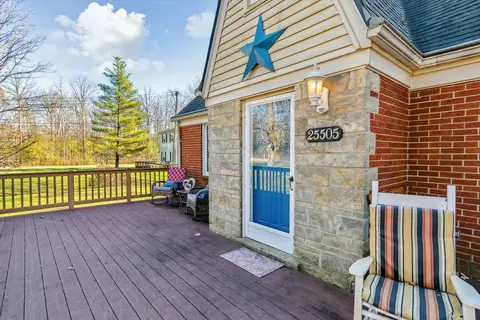 25505 Farmbrook Rd, Southfield, MI 48034 photo 10