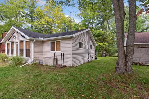129 Dennis St, Gladwin, MI 48624 photo 32