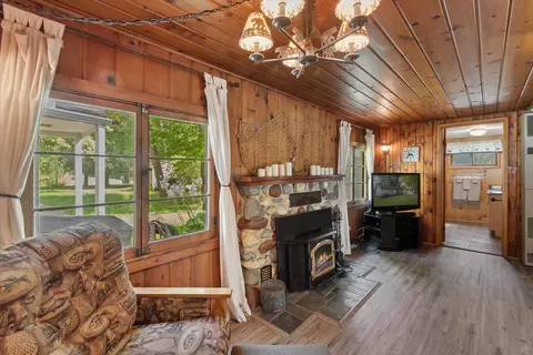 129 Dennis St, Gladwin, MI 48624 photo 14