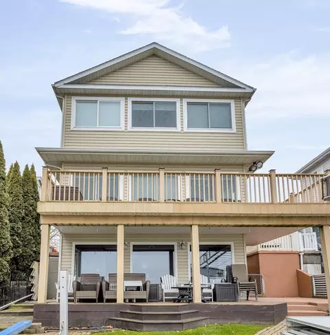 2430 Geneva Hwy, Manitou Beach, MI 49253