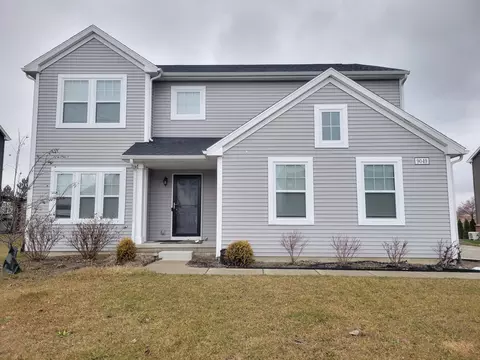 9049 Chambord Dr, Ypsilanti, MI 48197