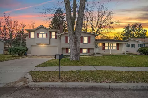 205 Fairfield Dr, Coldwater, MI 49036