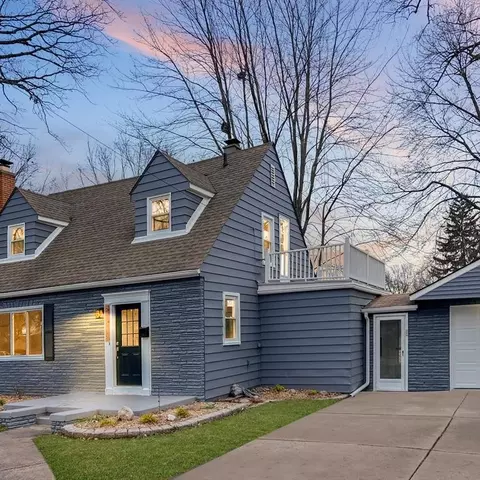 27618 Gilbert Dr, Warren, MI 48093