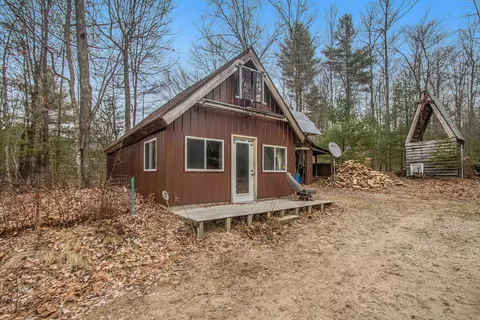 8558 180th Ave, Holton, MI 49425