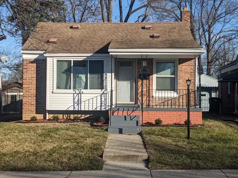 18498 Annchester Rd, Detroit, MI 48219