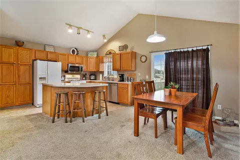 4002 Otuna Dr, Dorr, MI 49323 photo 10