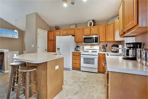 4002 Otuna Dr, Dorr, MI 49323 photo 13