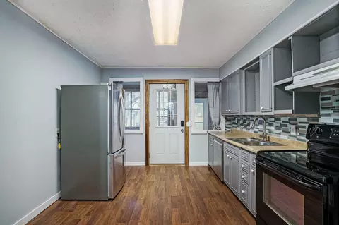 206 E Hoffman St, Three Rivers, MI 49093 photo 8