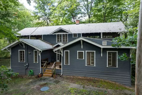 79843 Fernwood Dr, Covert, MI 49043