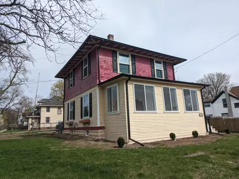 1703 Martin Luther King Jr Dr, Jackson, MI 49203