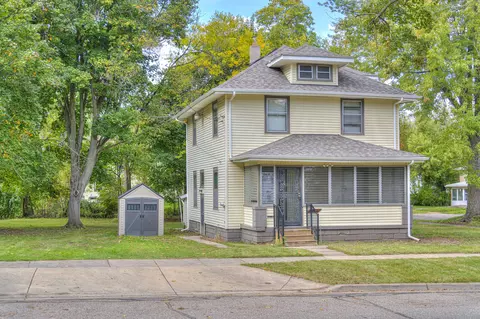 1402 S Milwaukee St, Jackson, MI 49203