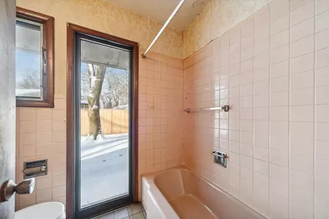 35 Castle Dr, Springfield, MI 49037 photo 49