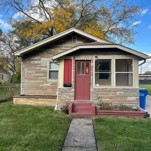 7583 Chalmers Ave, Warren, MI 48091