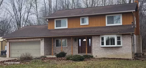 5400 Oakville Waltz Rd, New Boston, MI 48164
