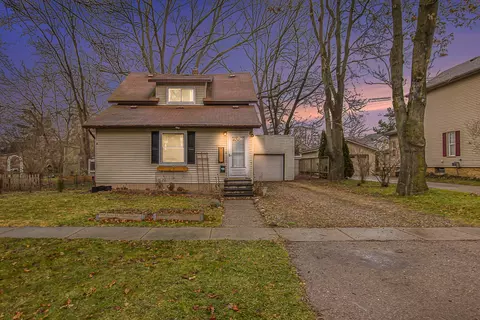 610 E Washington St, Howell, MI 48843 photo 1