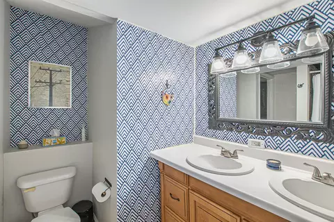 610 E Washington St, Howell, MI 48843 photo 22