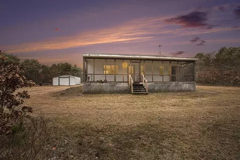 4431 S Locust Ave, Newaygo, MI 49337