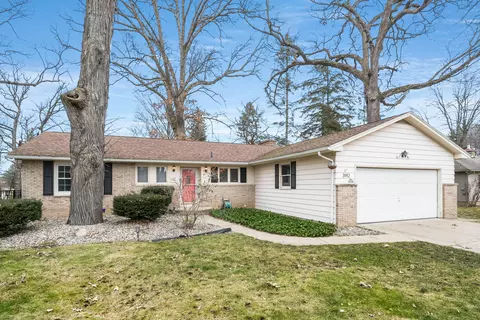 3912 Pontiac Ave, Kalamazoo, MI 49006