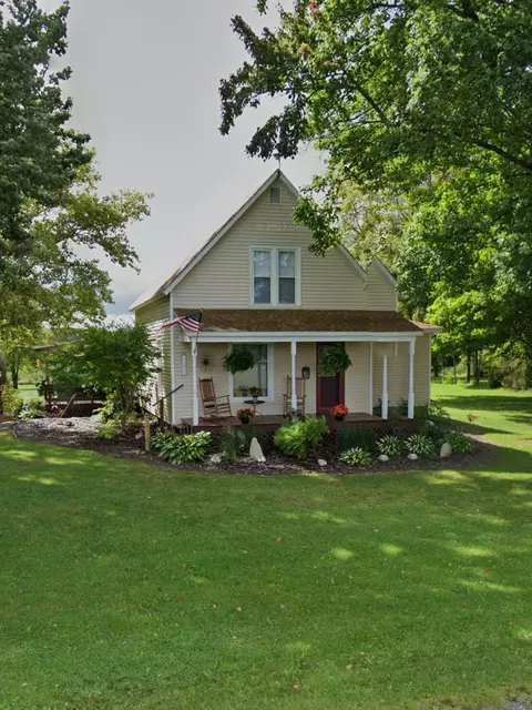 73225 Cr 380, South Haven, MI 49090