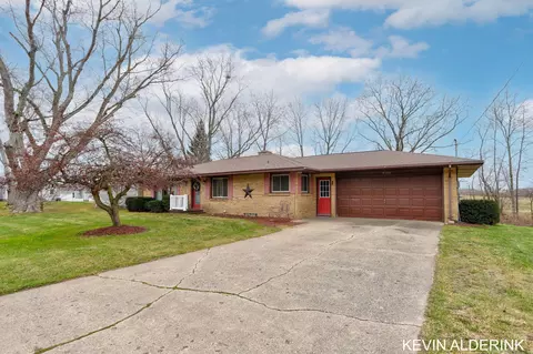 4540 135th Ave, Hamilton, MI 49419
