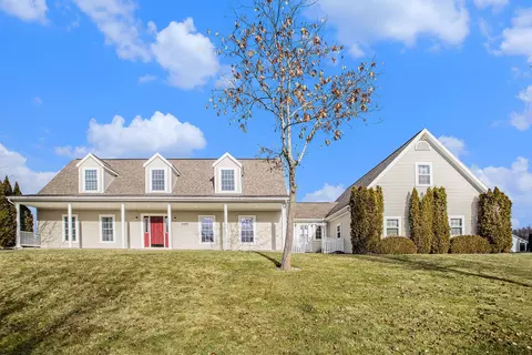 4465 Coral Bells Cir, Galesburg, MI 49053