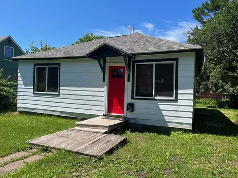 416 N 3rd St, L'anse, MI 49946 photo 2