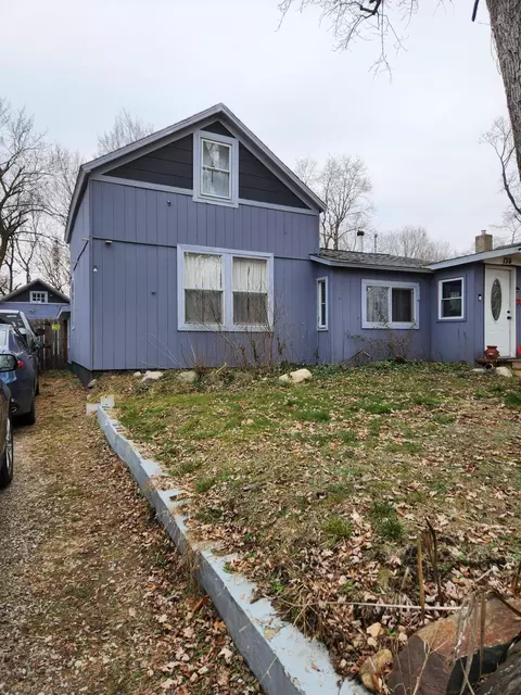 139 Bond St, Allegan, MI 49010