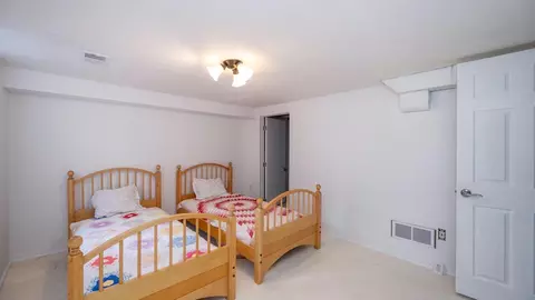 115 N Maple Rd, Saline, MI 48176 photo 34