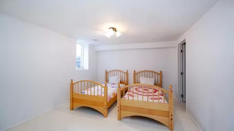 115 N Maple Rd, Saline, MI 48176 photo 33