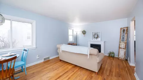 115 N Maple Rd, Saline, MI 48176 photo 12