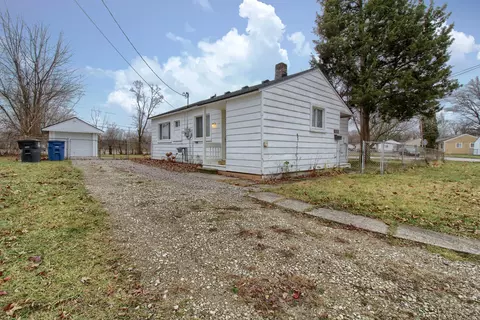 32204 Ontonagon St, Westland, MI 48186