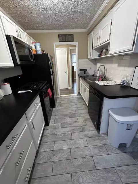 4053 Edmund St, Wayne, MI 48184 photo 8