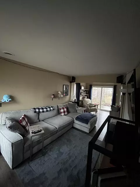 4053 Edmund St, Wayne, MI 48184 photo 4