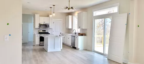 1326 Kimber Dr, Lowell, MI 49331 photo 2
