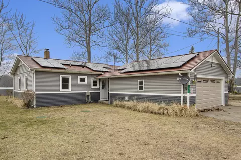 63 Island Ct, Hastings, MI 49058