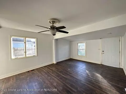 1117 Winifred St, Jackson, MI 49202 photo 3