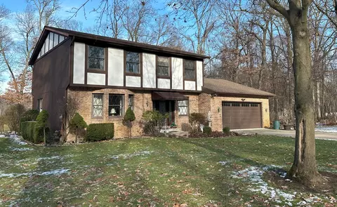 17220 Limberlost Rd, Three Rivers, MI 49093