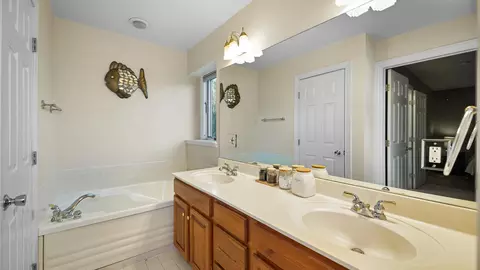 4526 Burns Way, Dexter, MI 48130 photo 22