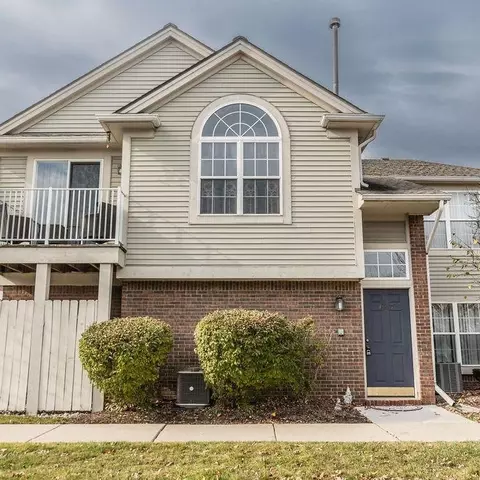 43387 Woodbridge Dr, Clinton Twp, MI 48038