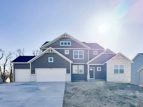 8342 Bauerridge Ave, Jenison, MI 49428
