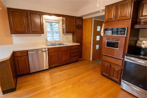 1006 Red Mill Dr, Tecumseh, MI 49286 photo 11