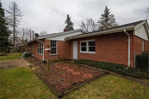 1006 Red Mill Dr, Tecumseh, MI 49286 photo 3