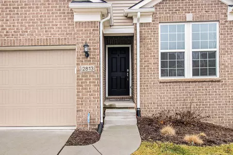 2813 Dillon Dr, Ann Arbor, MI 48105
