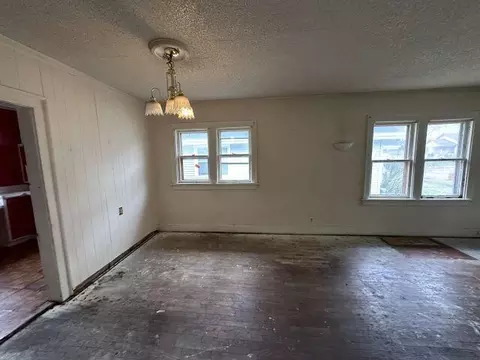303 E Addison St, Jackson, MI 49203 photo 8
