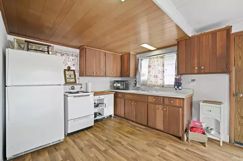 5151 Post, Brooklyn, MI 49230 photo 9