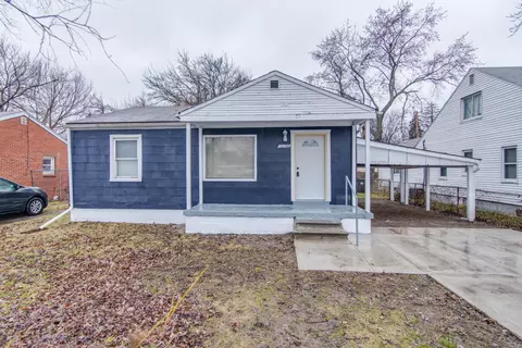 10136 Pelham Rd, Taylor, MI 48180