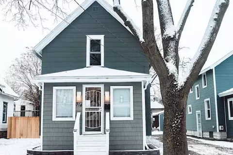 314 Carr St, Jackson, MI 49201